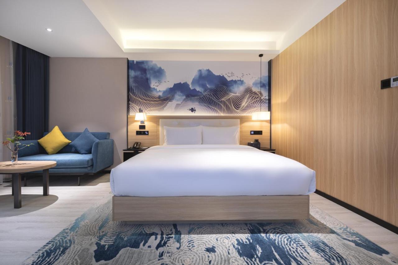 Ausotel By Argyle Baiyun International Airport Renhe Metro Exit B Гуанчжоу Екстер'єр фото